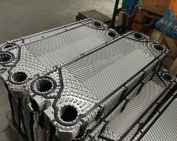 مبادلة حرارة الصناعية النحاس المقاومة الصفيحة مع مواد غسيل NBR ومجال نقل الحرارة من 10-1000m2
